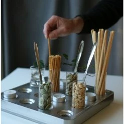 Auslauf ? Born In Sweden Stumpastaken Kerzenhalter - Höhe 4 Cm - Tiefe 29,5 Cm - Länge 29,5 Cm - Aluminium Poliert ? -Applicata-shop unnamed file 1247