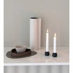 Bestes Angebot ? Lind DNA Silhouette 34 Kerzenhalter - 2er-Set - 2er-Set: Höhe: 3,4 Cm - Ø 4,2 Cm - Black ✔️ -Applicata-shop unnamed file 1311