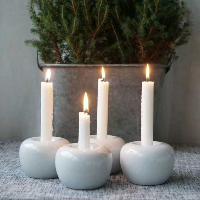 Blitzangebot ? Born In Sweden Apple Kerzenhalter - Ø 10,5 Cm - Höhe 7,5 Cm - Shiny White ? 4 Blitzangebot ? Born In Sweden Apple Kerzenhalter - Ø 10,5 Cm - Höhe 7,5 Cm - Shiny White ? – Bild 4