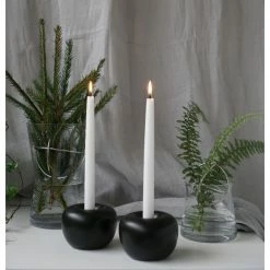 Am billigsten ? Born In Sweden Apple Kerzenhalter - Ø 10,5 Cm - Höhe 7,5 Cm - Matt Black ? -Applicata-shop unnamed file 1429