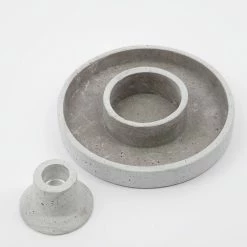 Neu ? House Doctor Daca Kerzenständer - Ø 15 Cm - Höhe 4 Cm - Grau ? -Applicata-shop unnamed file 669